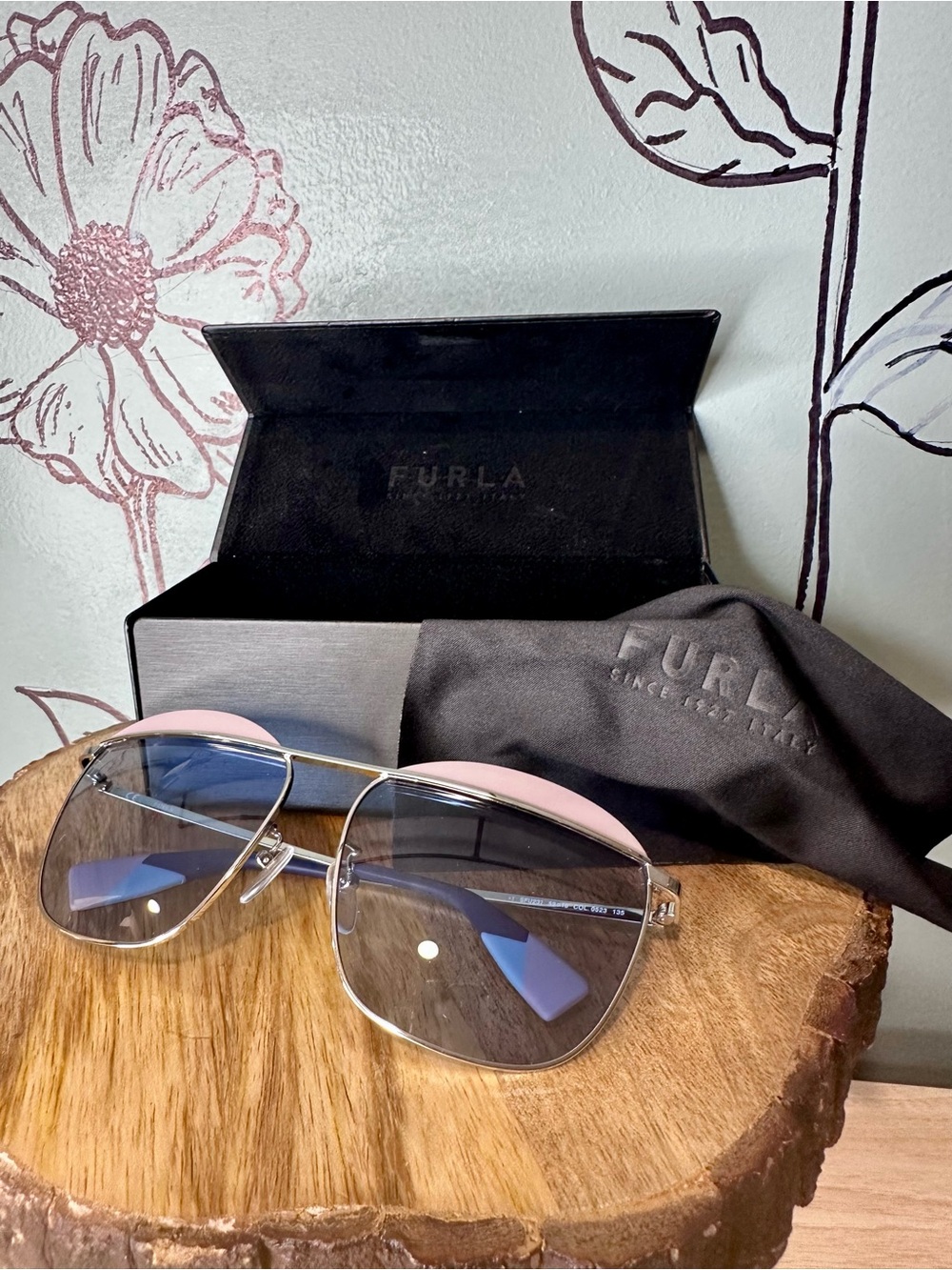 Furla SFU237 Sunglasses: Shiny Palladium/Pink, Blue Lenses